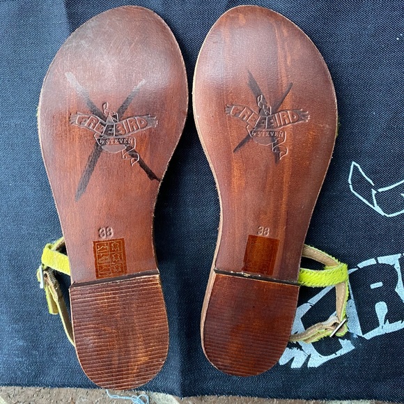 Freebird Gulf Sandals - Picture 3 of 4